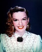 12 Photos of Young Judy Garland That Make Us Miss Her Even More