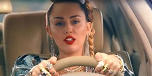 ‘Nothing Breaks Like a Heart’, el nuevo videoclip de Miley Cyrus que ...