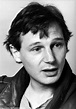 20 Handsome Pictures of Young Liam Neeson