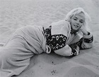 The pictures from Marilyn Monroe’s last ever photoshoot - Starts at 60