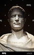 Escultura romana antigua de julio césar fotografías e imágenes de alta ...