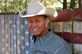 Neal McCoy Honors America By Reciting the Pledge of Allegiance for ...