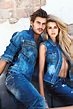 . Couple Photoshoot Poses, Couple Shoot, Couple Posing, Guess Jeans ...