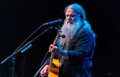 Jamey Johnson, Dave McMurray Cover Grateful Dead’s ‘To Lay Me Down ...