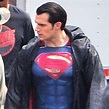 Superman's Back! See Henry Cavill in Full Costume on Set in Detroit - E ...