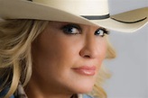 Tanya Tucker: Up Close and Personal - What To Do