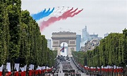 Revivez le défilé du 14 juillet sur les Champs-Élysées | 14 juillet ...