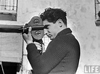 Biografi Robert Capa | galeriku