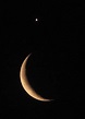 Best photos of spectacular conjunction of moon and Venus | Today's ...