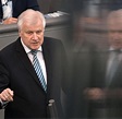 Bamf-Affäre: Seehofer stellt sich an die Spitze der Bewegung - WELT