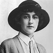 Mujeres Ilustres: Agatha Christie | Entre piedras y cipreses