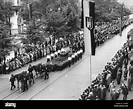 View of the funeral procession for deceased chairman of the SPD Kurt ...