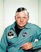 Neil Armstrong / Neil Armstrong - Phi Delta Theta Fraternity - Neil ...