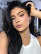Los 10 imprescindibles del 'makeup routine' de Kylie Jenner