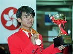 為香港贏第一件彩虹戰衣 黃金寶踩出世界冠軍 | 運動健兒 | 非凡人事 | 當代中國