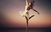 Beautiful Dancing Girl Desktop Background | One HD Wallpaper Pictures ...