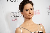 Katherine Waterston Wallpapers Images Photos Pictures Backgrounds