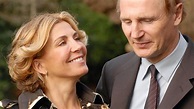 9 Jahre nach Tod: Liam Neeson spricht noch mit seiner Frau | Promiflash.de