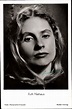 Ak Schauspielerin Ruth Niehaus, Portrait, Rosen blühen auf dem ...