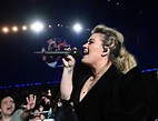 At last, Kelly Clarkson brings her 'Chemistry' to Planet Hollywood ...