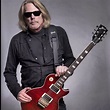 Scott Gorham of Thin Lizzy | Thin lizzy, While my guitar gently weeps ...