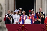 Harry fora da foto de família na varanda do Palácio de Buckingham no dia da coroação de Carlos III