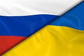 Foto de Bandeiras Da Rússia E Da Ucrânia Dividido Na Diagonal e mais ...