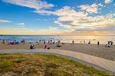 St Kilda Beach - Melbourne Restaurants, Parking & Address