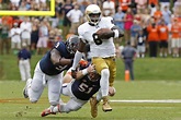 Notre Dame QB Malik Zaire leaves game vs Virginia with ankle injury (Video)