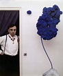 Yves Klein, el artista azul que quiso levitar - Artelista Magazine