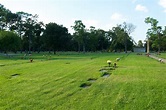 File:Woodlawn Garden of Memories Cemetery.jpg - Wikimedia Commons