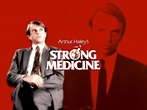 Strong Medicine - Medicamentul fatal (1986) - Film - CineMagia.ro
