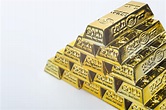 ピラミッドの金塊｜ぱくたそフリー素材