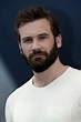 Clive Standen | Doblaje Wiki | Fandom