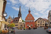 Marktplatz Gau-Algesheim • Historischer Ortskern » Die schönsten Touren ...
