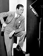 Cary Grant: O estilo elegante e atemporal do astro de Hollywood