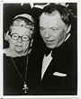 B+W photo of Frank Sinatra & his mother, Dolly Sinatra, Caesar's Palace ...