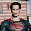 'Batman v Superman': Henry Cavill equipó su traje de superhéroe con una ...