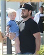 Mike Comrie takes his son Luca to lunch on October 1, 2013 | Celebrity ...