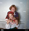 Die Schauspielerin Maria Schell mit Tochter Marie Theres Relin, Schweiz ...
