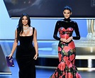 Kendall Jenner y Kim Kardashian: en los Emmys, ¿se rieron de o con ...