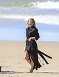 Elsa Pataky posa en una sesión de fotos sexy en la playa en Byron Bay ...