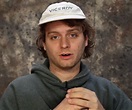 Mac DeMarco Biography - Facts, Childhood, Family Life & Achievements