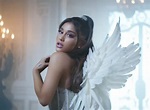 Ariana Grande shares a teaser of her Charlie’s Angels soundtrack | Dazed