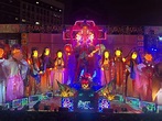 台北燈節出現詭異「眾神肖像」 民眾驚嚇：是提早中元普渡？
