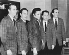 File:Elvis Presley and the Jordanaires 1957.jpg - Wikimedia Commons