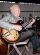 Peterson Trio jazz guitarist Herb Ellis dies | CBC News