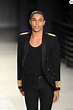 Olivier Rousteing - Défilé de mode Balmain x H&M au 23 Wall Street à ...