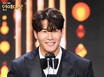 《RM》10周年獲贈黃金名牌 金鐘國摘SBS演藝大獎 - 自由娛樂