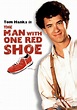 The Man with One Red Shoe movie review (1985) | Roger Ebert